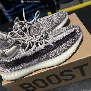 Only have been wore once really good condition